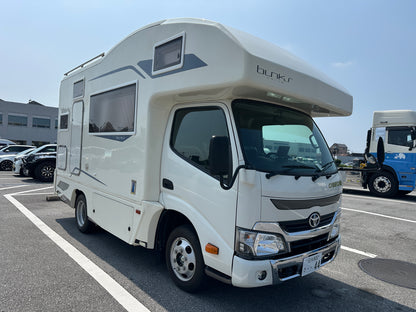 トヨタ令和2年・キャンピング車（カムロード）・7人乗り