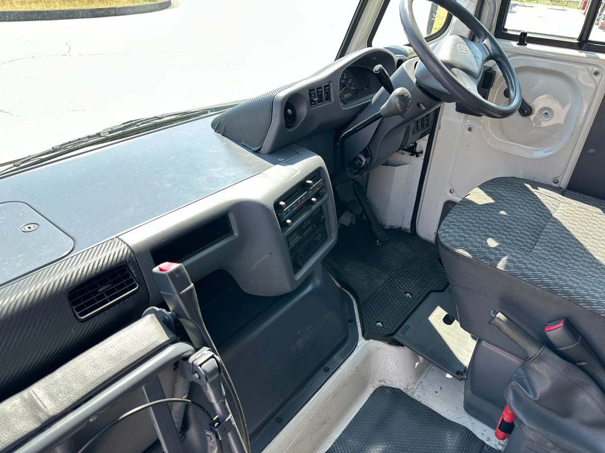 日本製ボックスバン | ディーゼル配送トラック | 日本の中古車