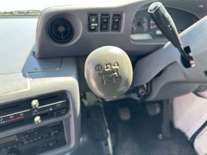 日本製ボックスバン | ディーゼル配送トラック | 日本の中古車