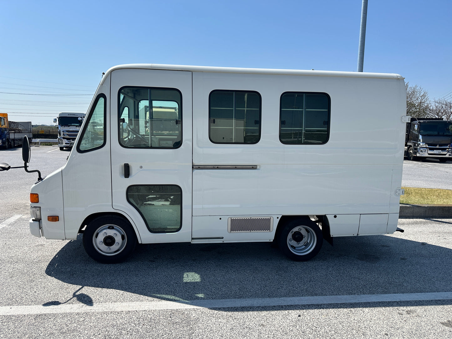 Japanese Box Van | Diesel Delivery Truck | Japan Used Car