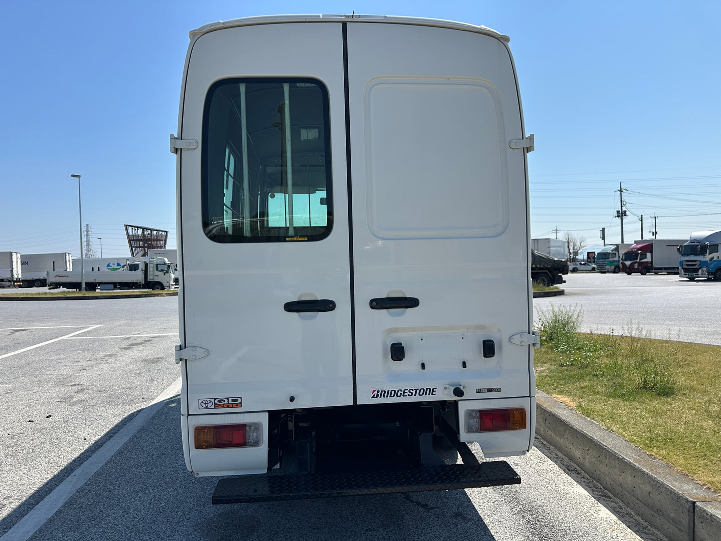 Japanese Box Van | Diesel Delivery Truck | Japan Used Car